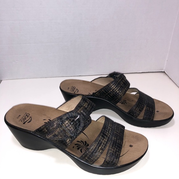 Abeo Dorin Leather Comfort Slides - Picture 1 of 9